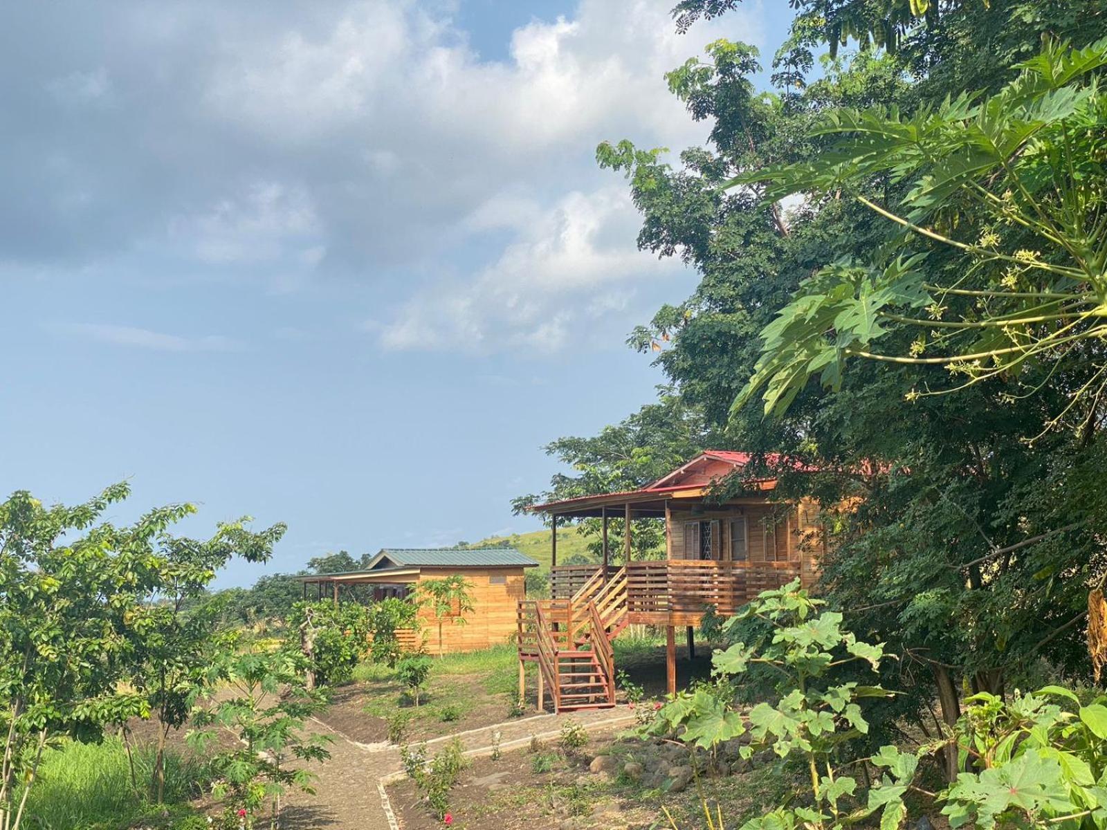 Monte Mar Saotome Villa Morro Peixe Eksteriør billede