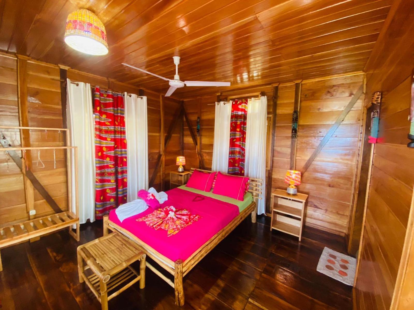 Monte Mar Saotome Villa Morro Peixe Eksteriør billede
